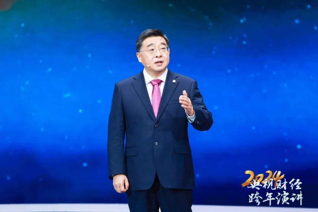 央视跨年演讲 | 杨东升：以一臂之力造福人类