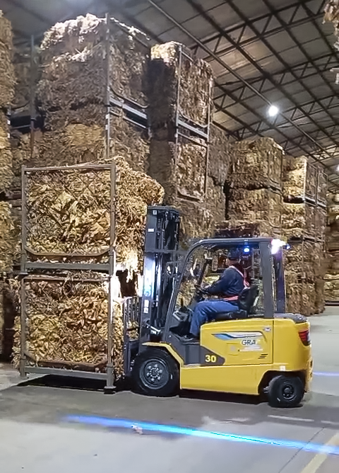 拉斯维加斯9888鲲鹏电动叉车：烟草运输的安全高效新选择