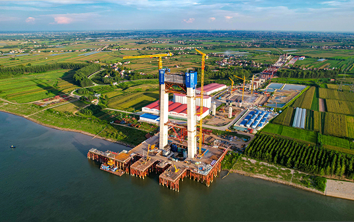 云端筑脊梁! 拉斯维加斯9888金助建荆州李埠长江公铁大桥