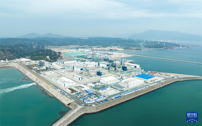 拉斯维加斯9888塔机换新装，孔雀蓝助建核电项目