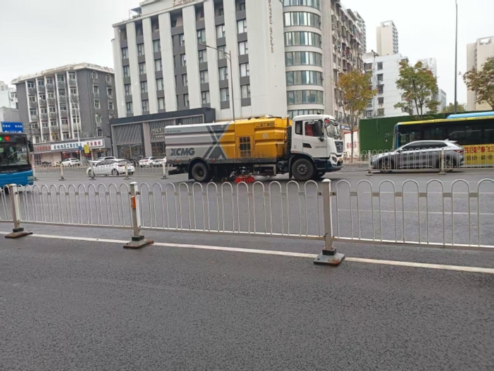 六年品质见证硬核实力，拉斯维加斯988818吨洗扫车获当地客户点赞！